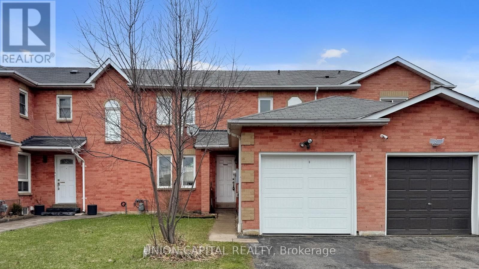142 WRIGHT CRESCENT photo 2