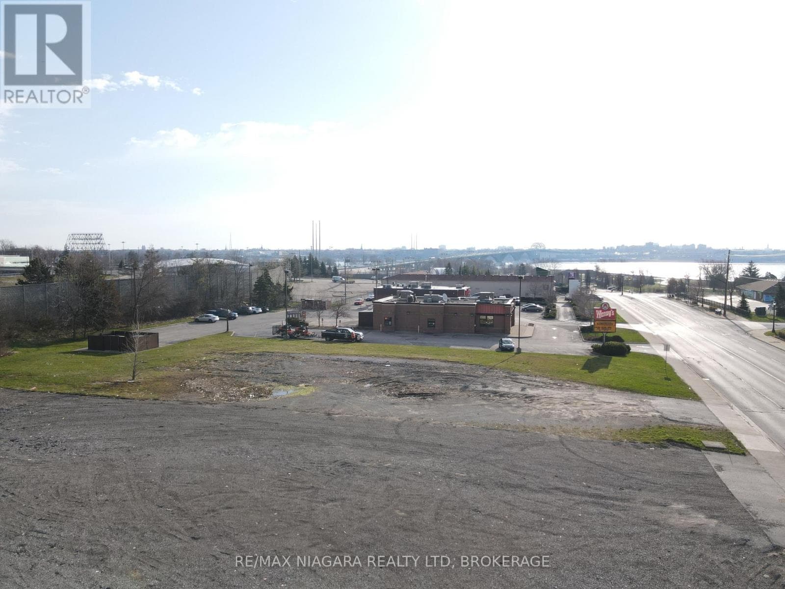 179 GARRISON ROAD photo 2