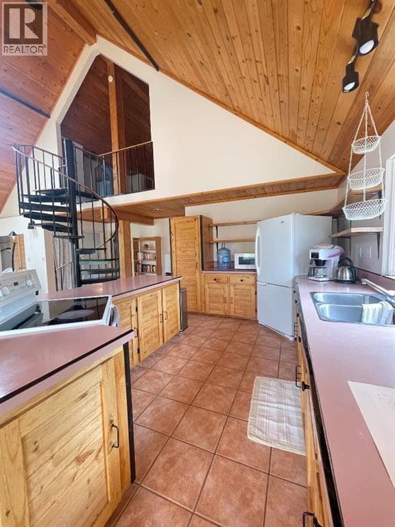13511 Township Road 734 photo 4