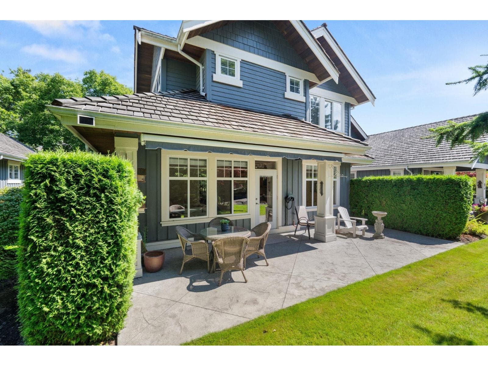 4 bed 4 bath single family at 9 15715 34 AVENUE — $1,598,900
