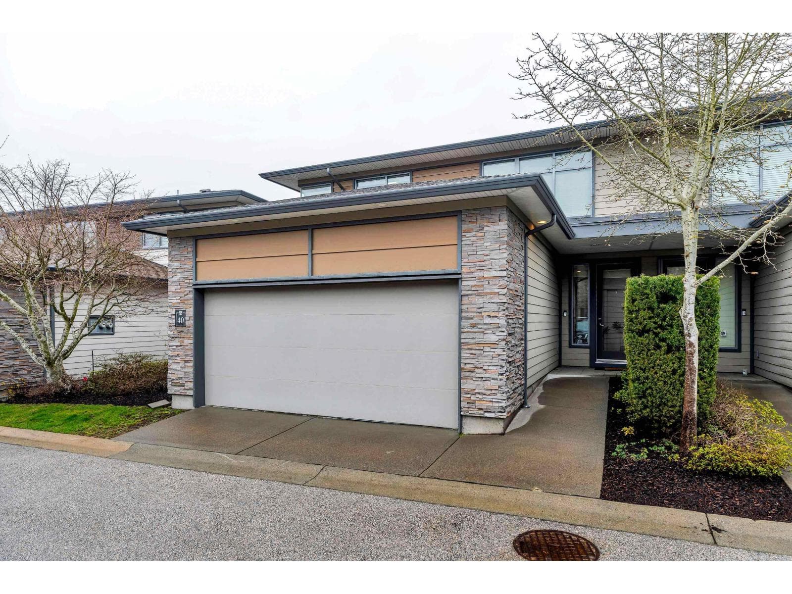 4 bed 4 bath single family at 40 2603 162 STREET — $1,388,000