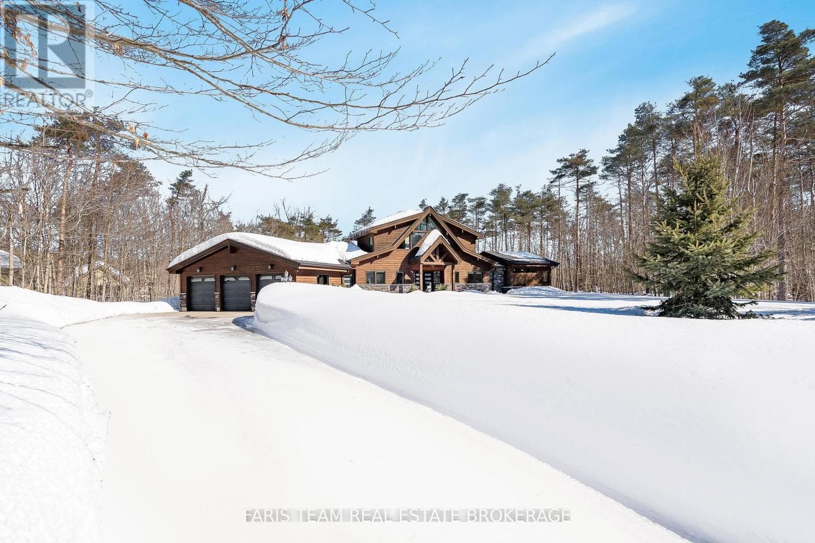 22 HOUBEN CRESCENT photo 3