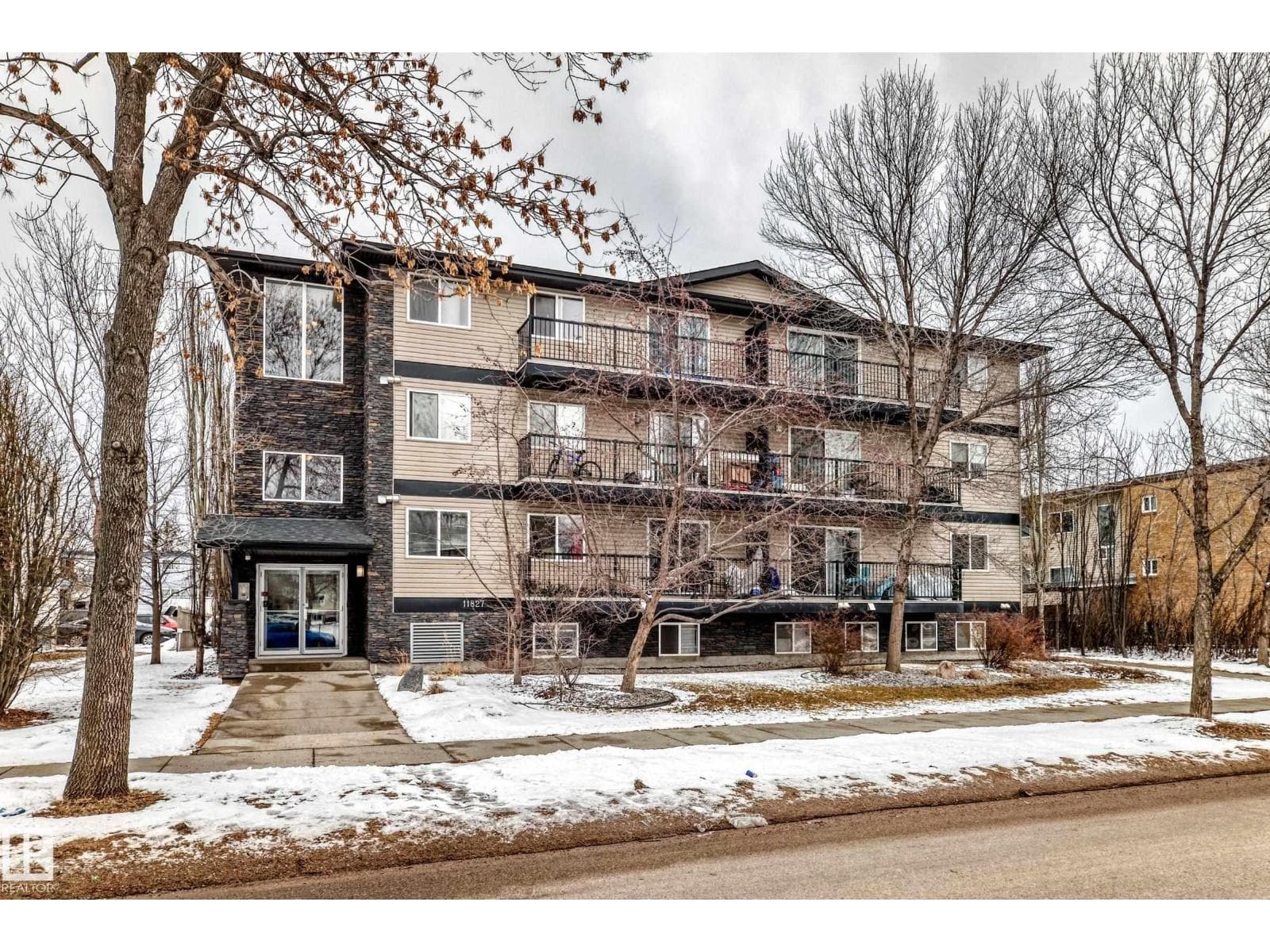 2 bed 1 bath single family at #203 11827 105 ST NW — $159,900