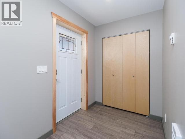 24 BERYL PLACE photo 3