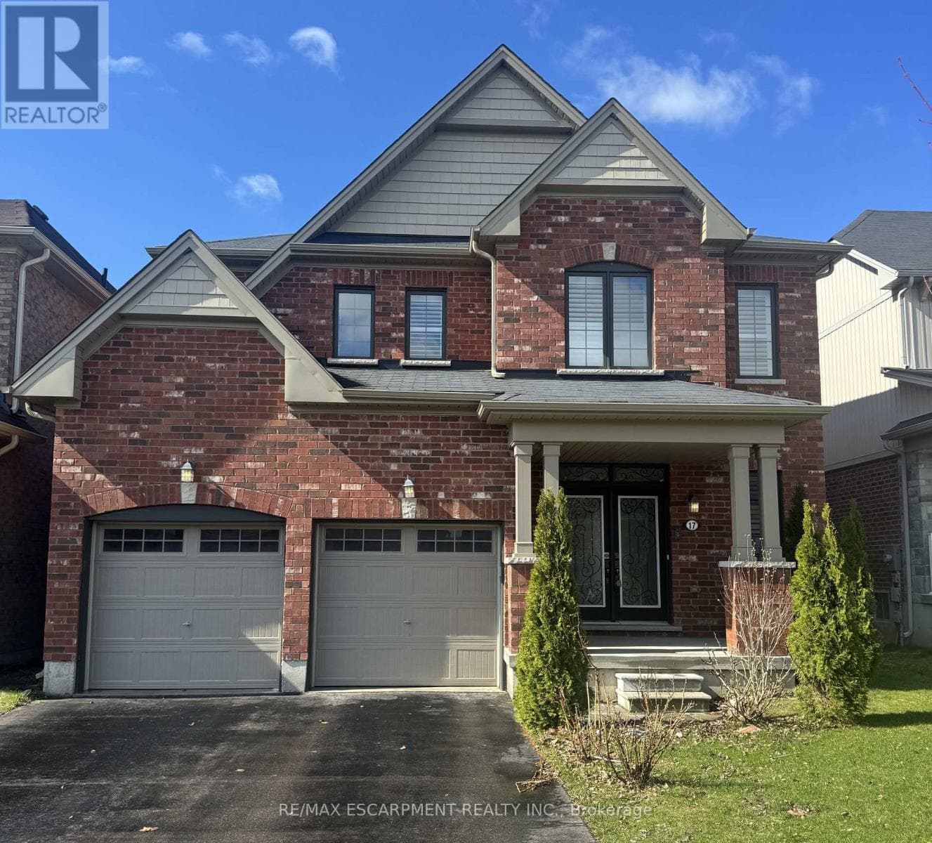 4 bed 3 bath single family at 17 LARRY CRESCENT — $869,900
