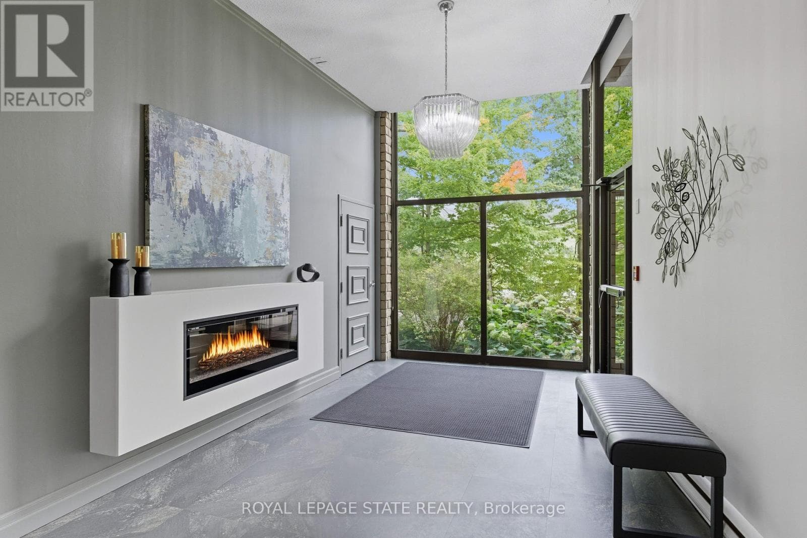702 - 20 BERKLEY STREET photo 5