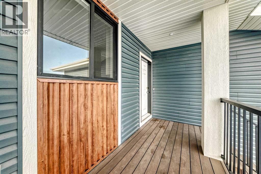 22 Tagish Avenue photo 4