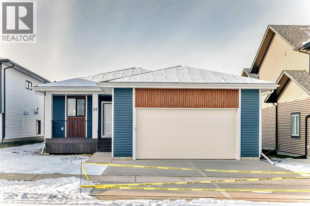 22 Tagish Avenue photo 3