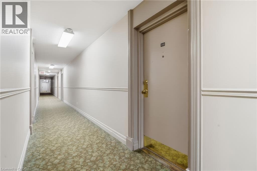 640 GREY Street Unit# 206 photo 3