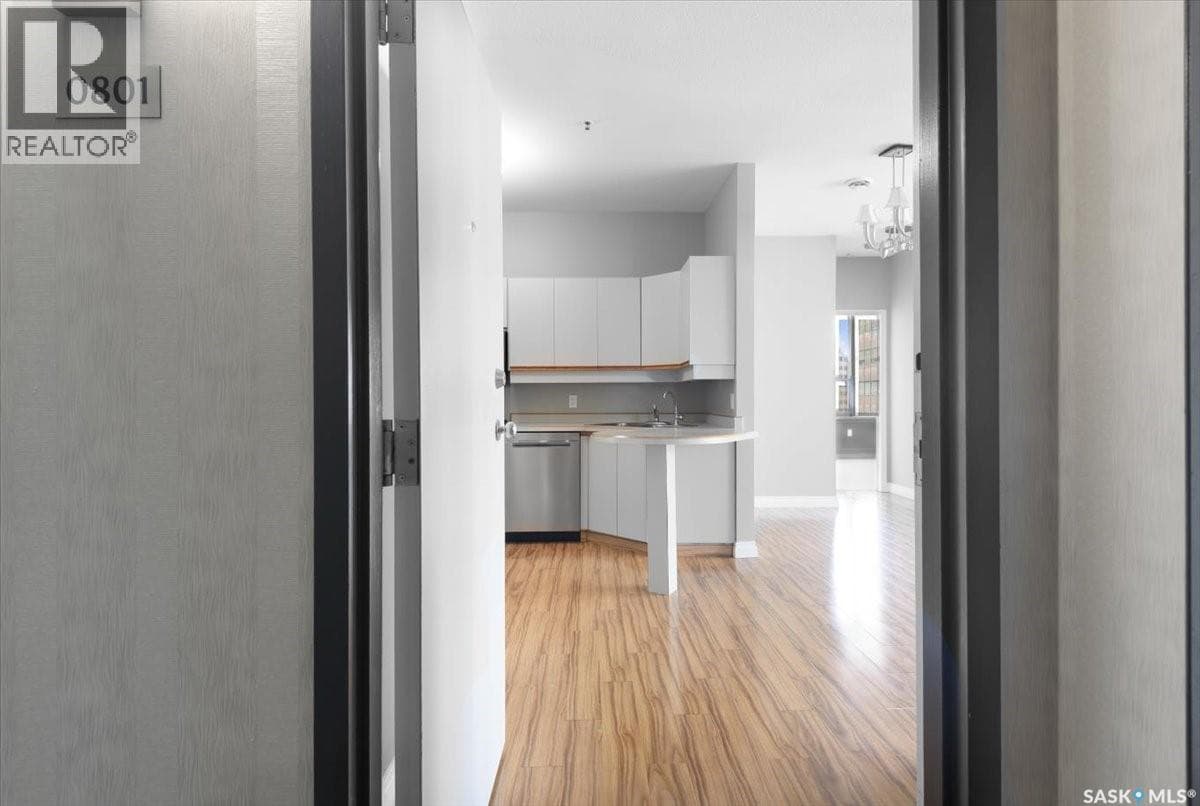801 1867 Hamilton STREET — photo 3