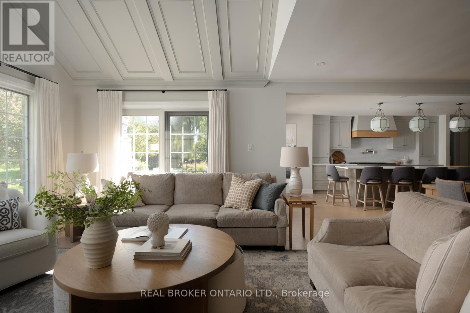 9285 DAGMAR ROAD photo 4