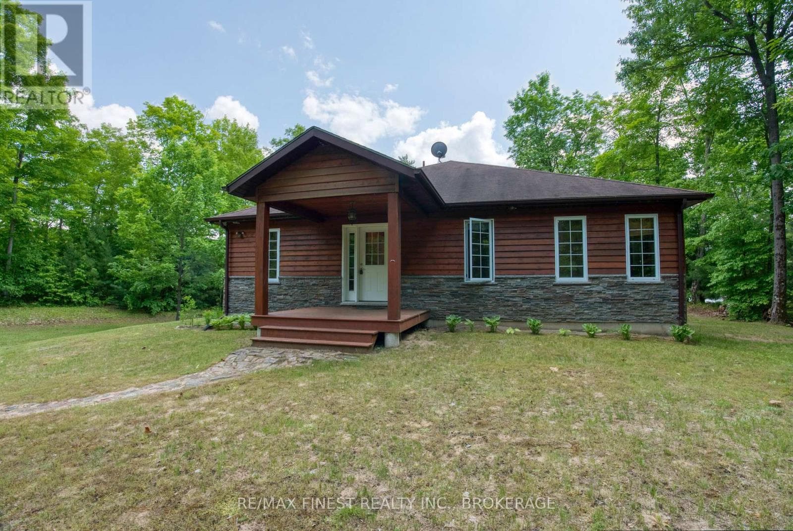 855A CROW LAKE ROAD photo 3