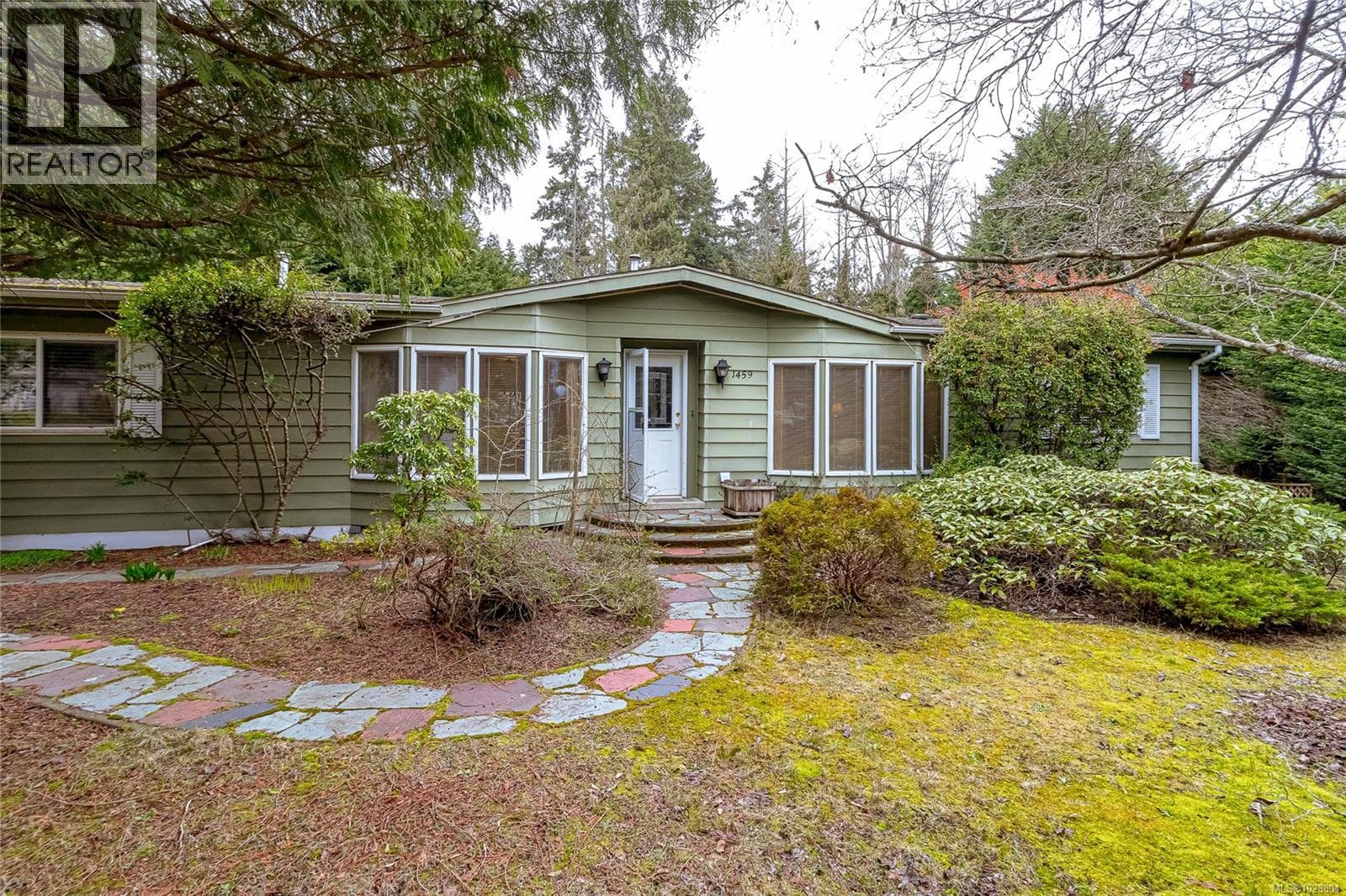 3 bed 2 bath single family at 1459 Sunrise Dr — $775,000