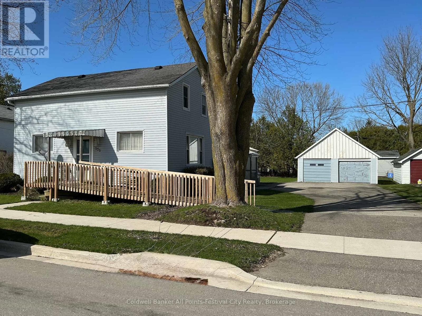 4 bed 2 bath single family at 151 GEORGINA STREET — $449,000