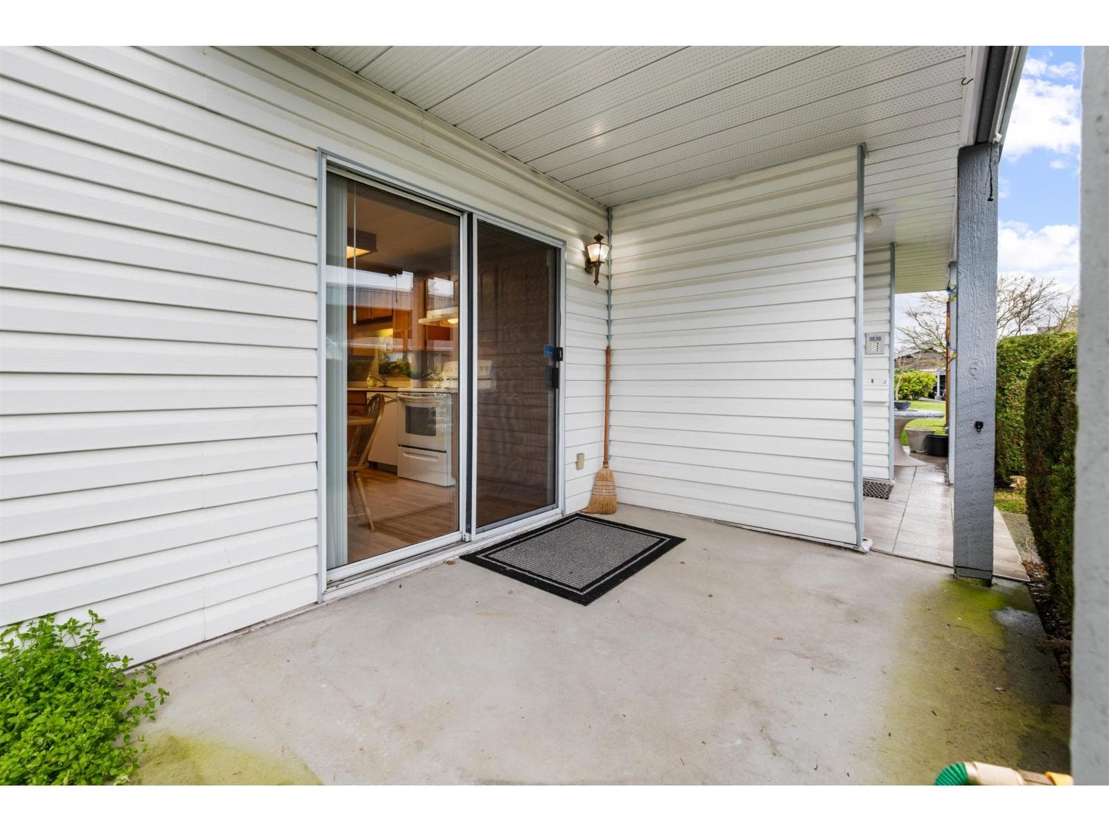 5 32691 GARIBALDI DRIVE photo 4
