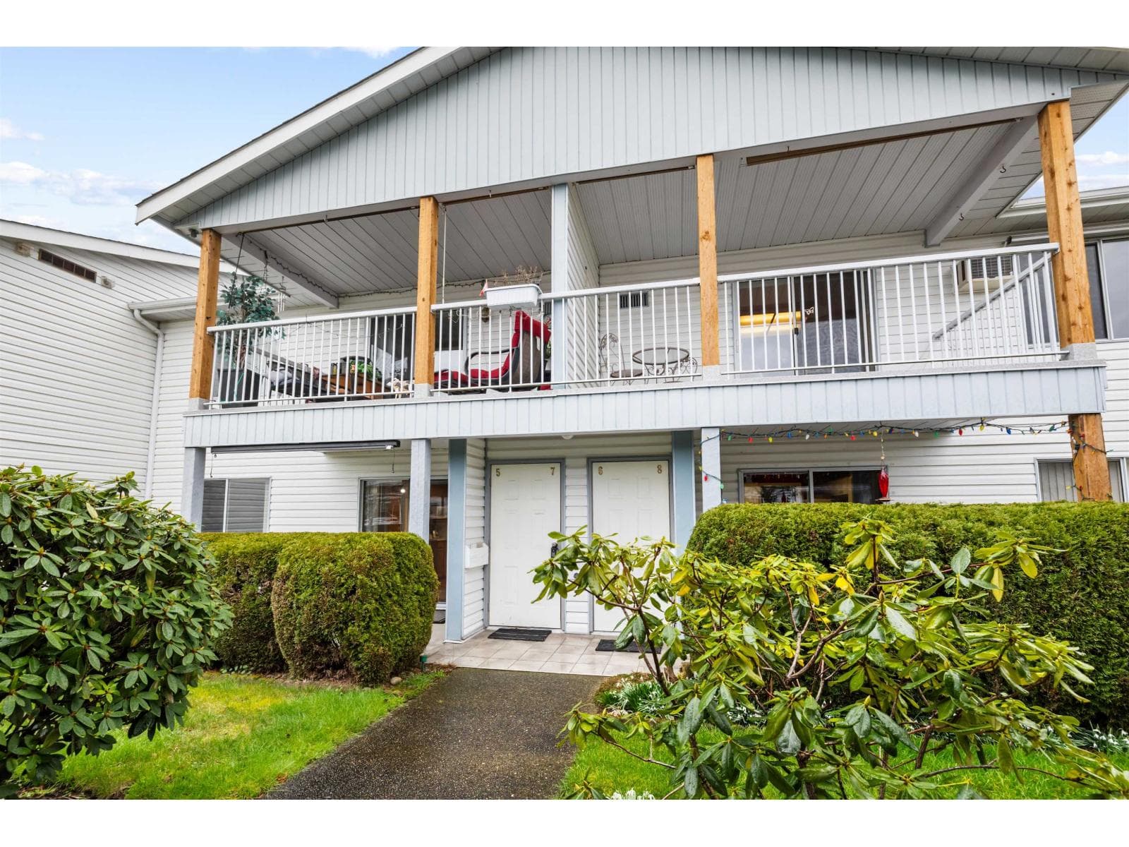 5 32691 GARIBALDI DRIVE photo 3