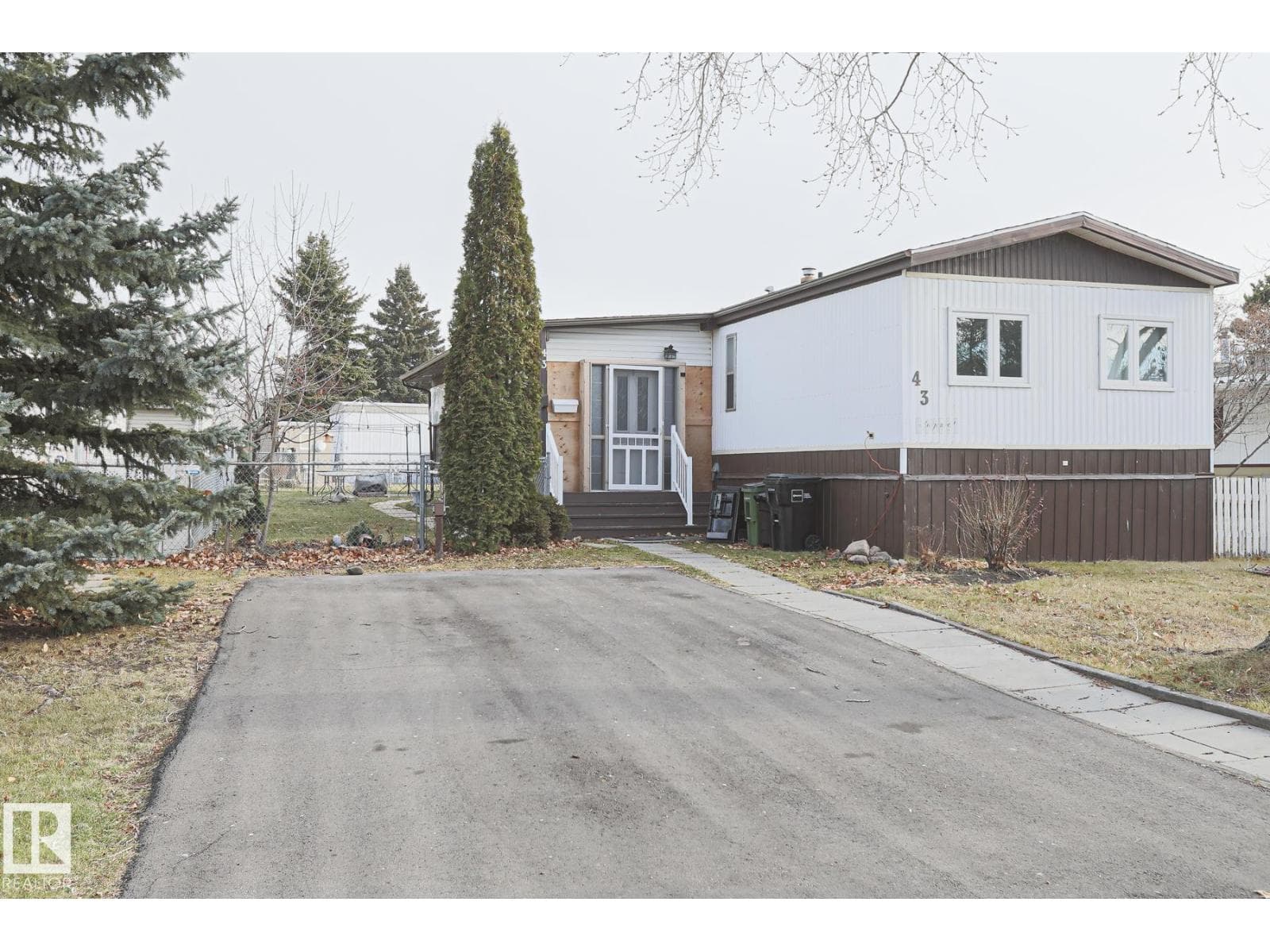 3 bed 2 bath single family at 43 Maple Ridge DR NW — $117,000
