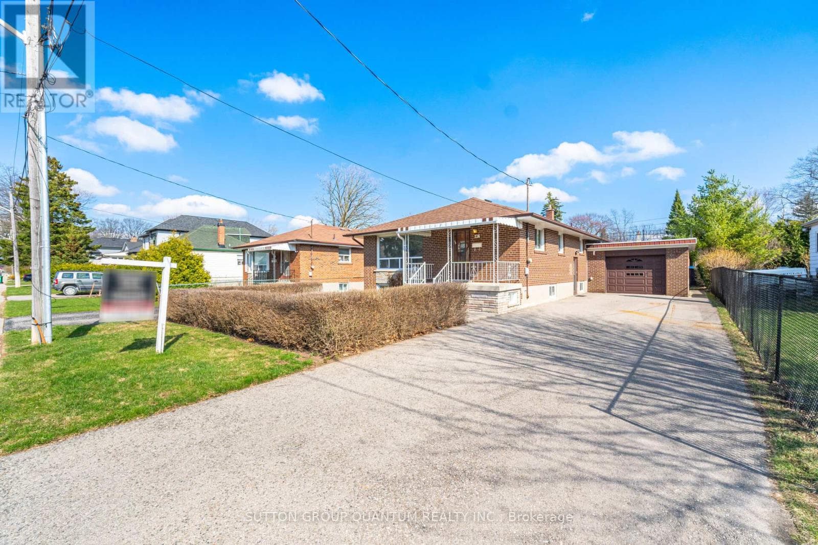 126 ANGELENE STREET photo 5