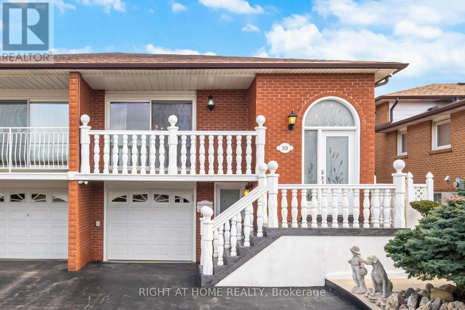 3938 MIDHURST LANE photo 2