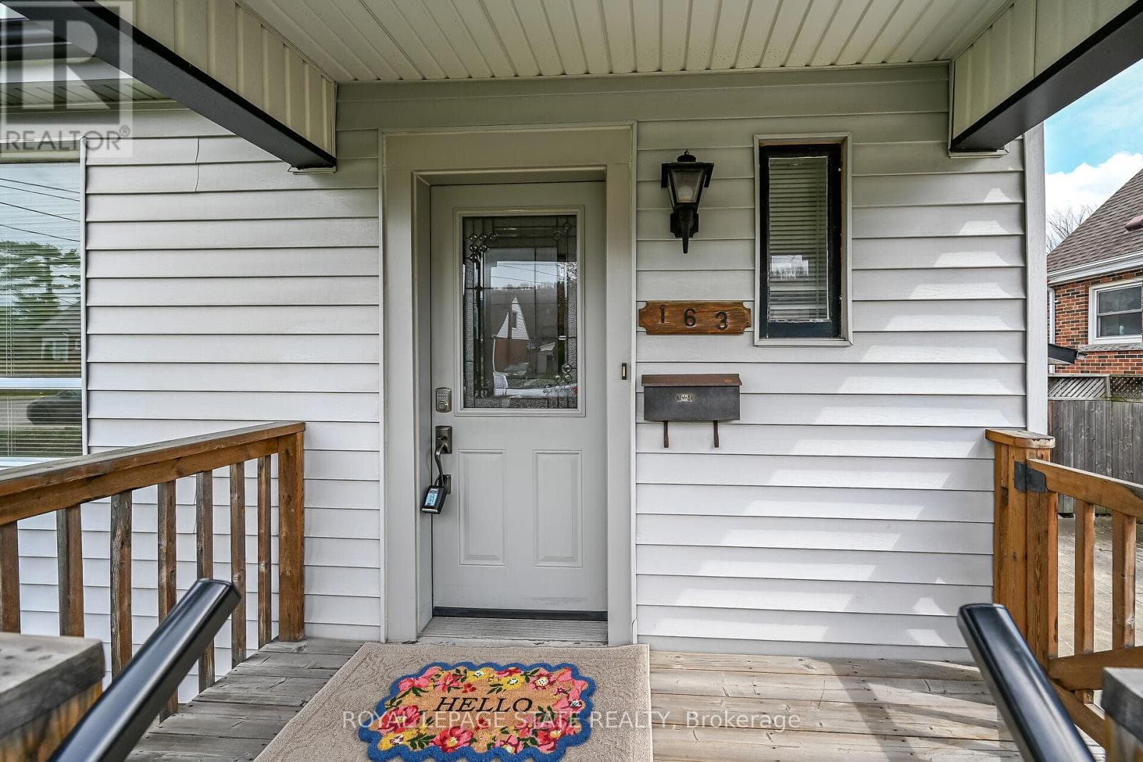 163 ROSEDALE AVENUE photo 4