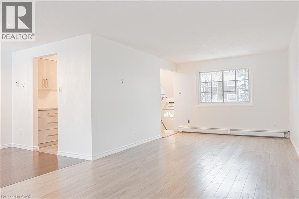 643 ALBERT Street Unit# 2 photo 4