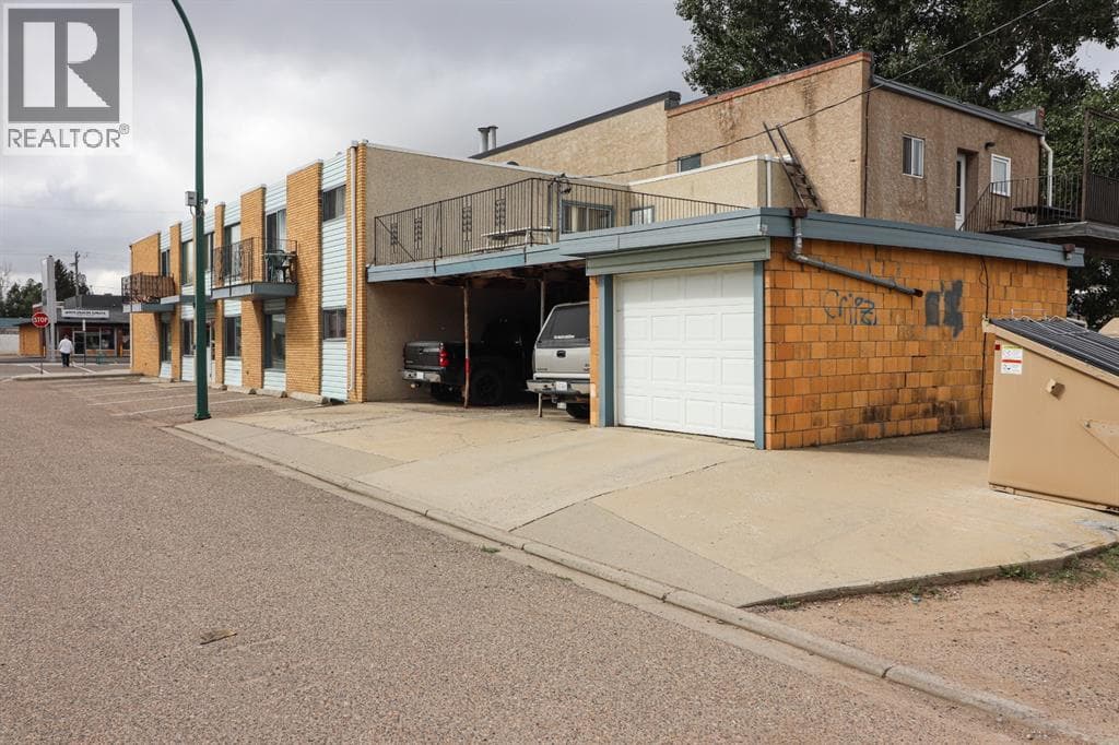 121 Broadway Avenue E photo 3