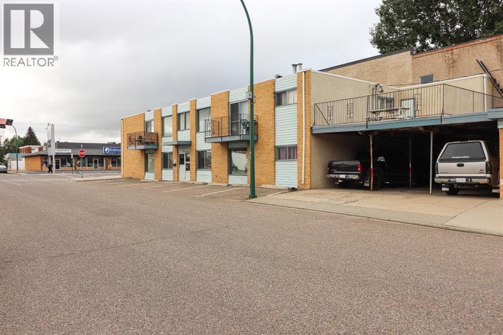 121 Broadway Avenue E photo 4