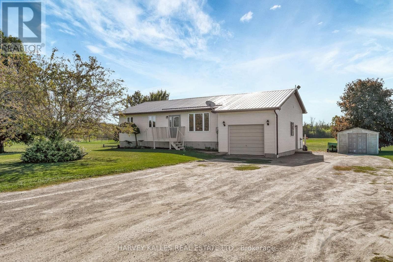 198 WELBANKS ROAD photo 3