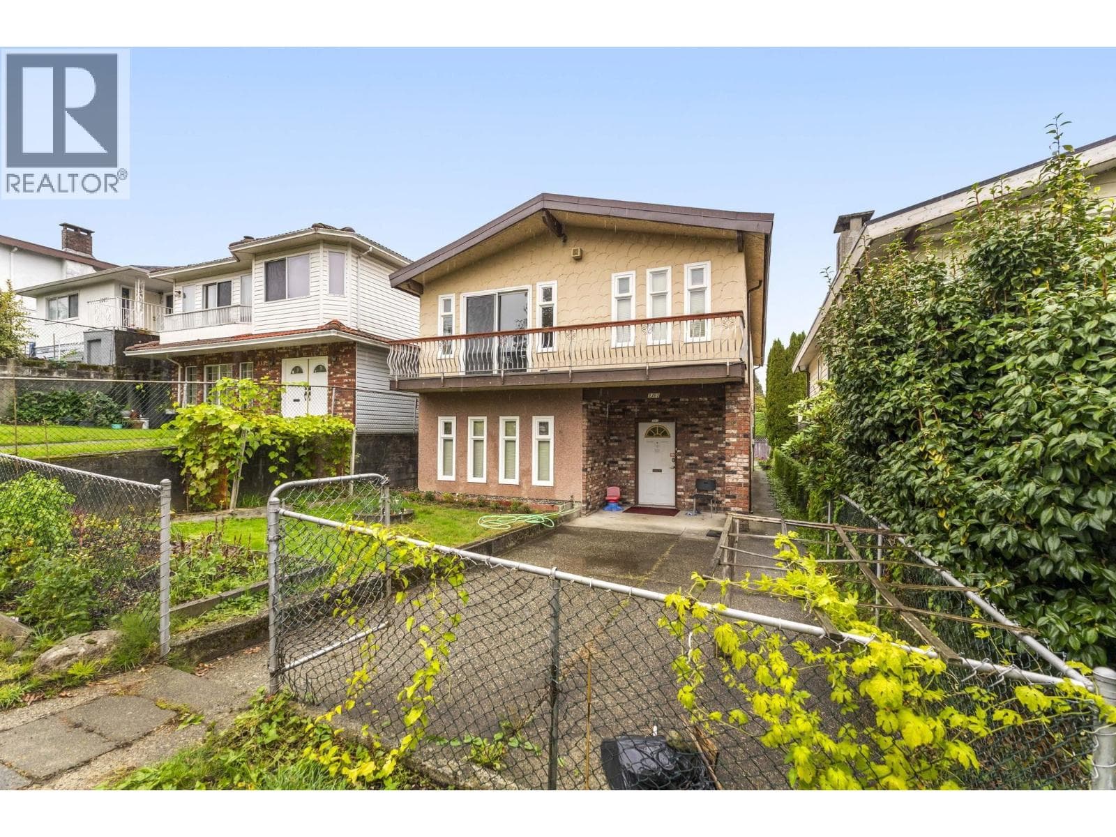 6 bed 3 bath single family at 3361 WILLIAM STREET — $1,538,000