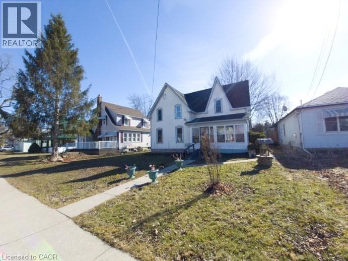 3 bed 1 bath single family at 713 CEDAR Street — $599,900