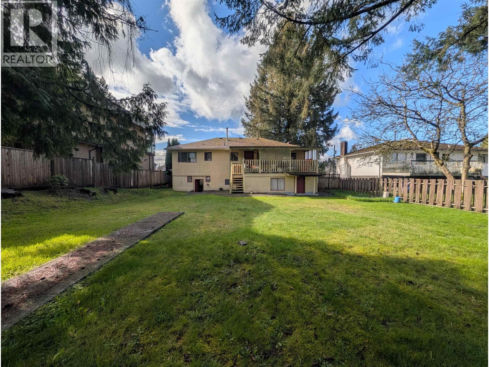 1681 SMITH AVENUE photo 4