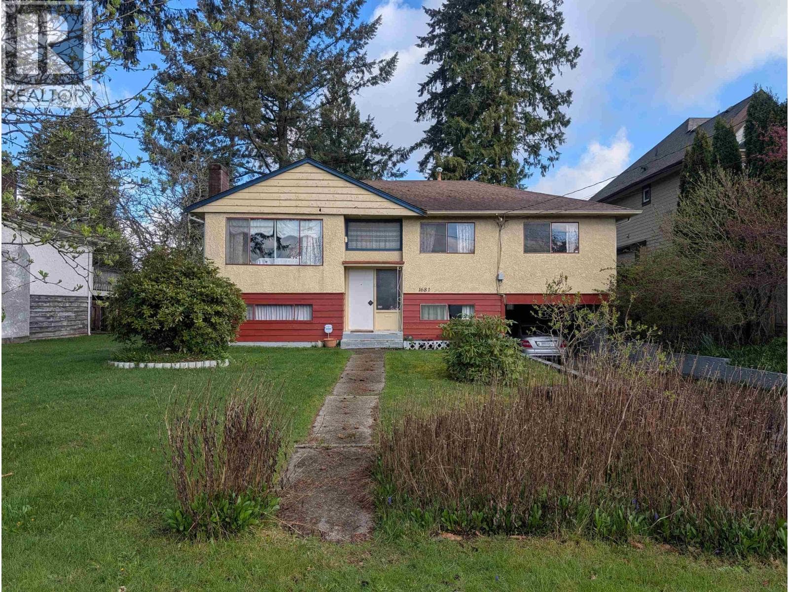 5 bed 2 bath single family at 1681 SMITH AVENUE — $1,560,000