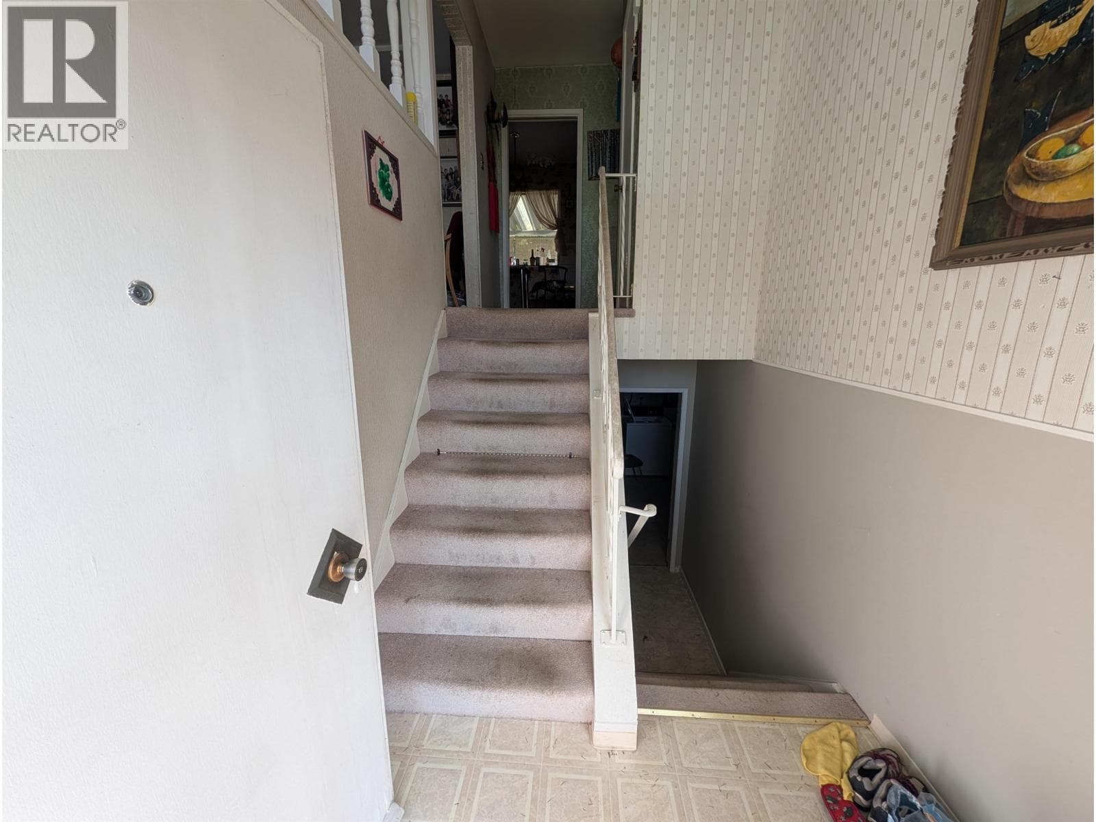 1681 SMITH AVENUE photo 5