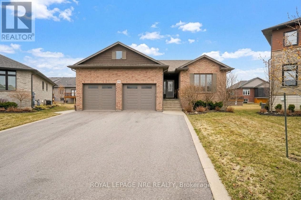 4 bed 3 bath single family at 67 HICKORY COURT — $884,900
