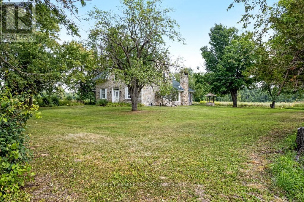 2565 CHRISTIE LAKE ROAD photo 5