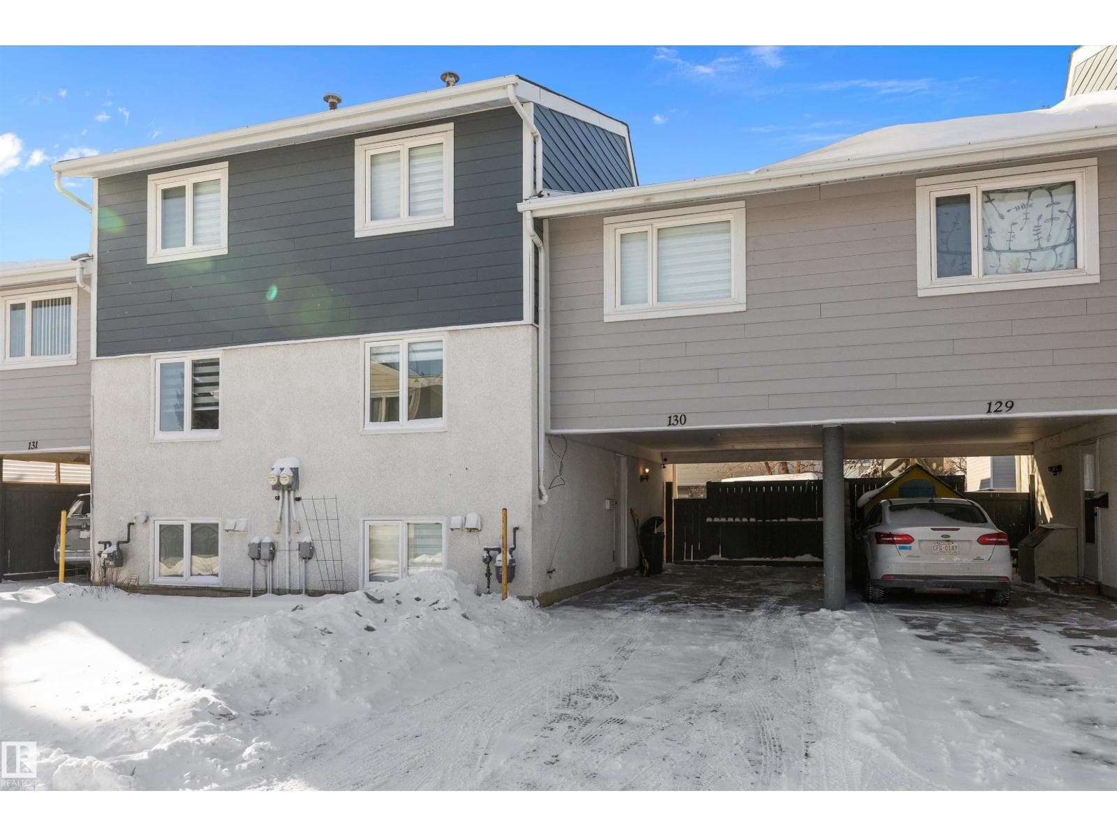 3 bed 2 bath single family at 130 CALLINGWOOD TW NW — $275,000