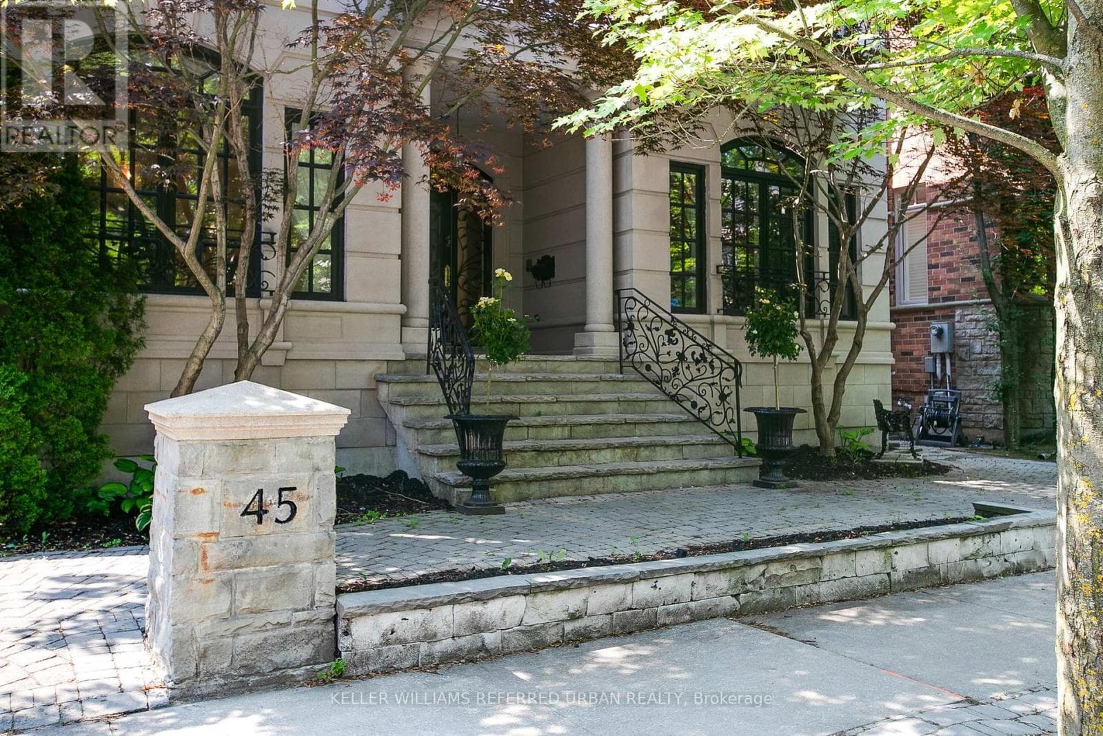 45 MATHERSFIELD DRIVE photo 2
