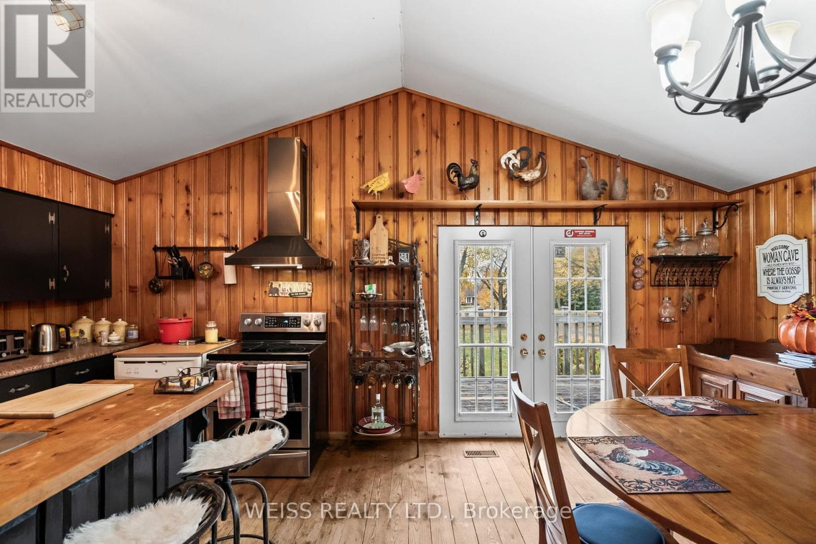 772 TOWNLINE ROAD W photo 6