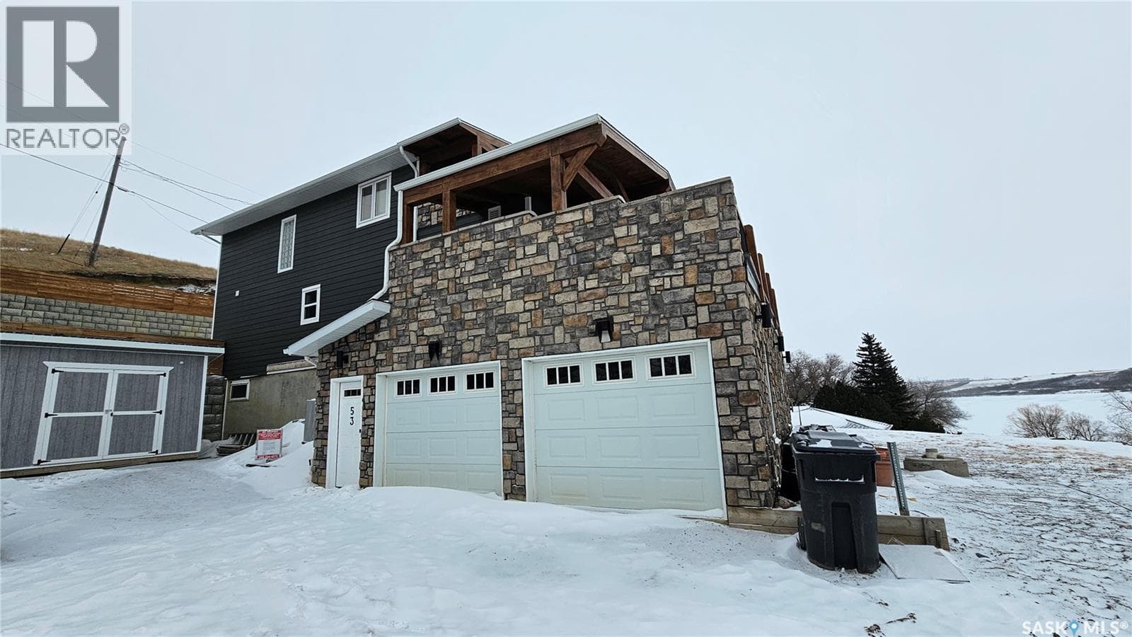 53 Summerfeldt DRIVE