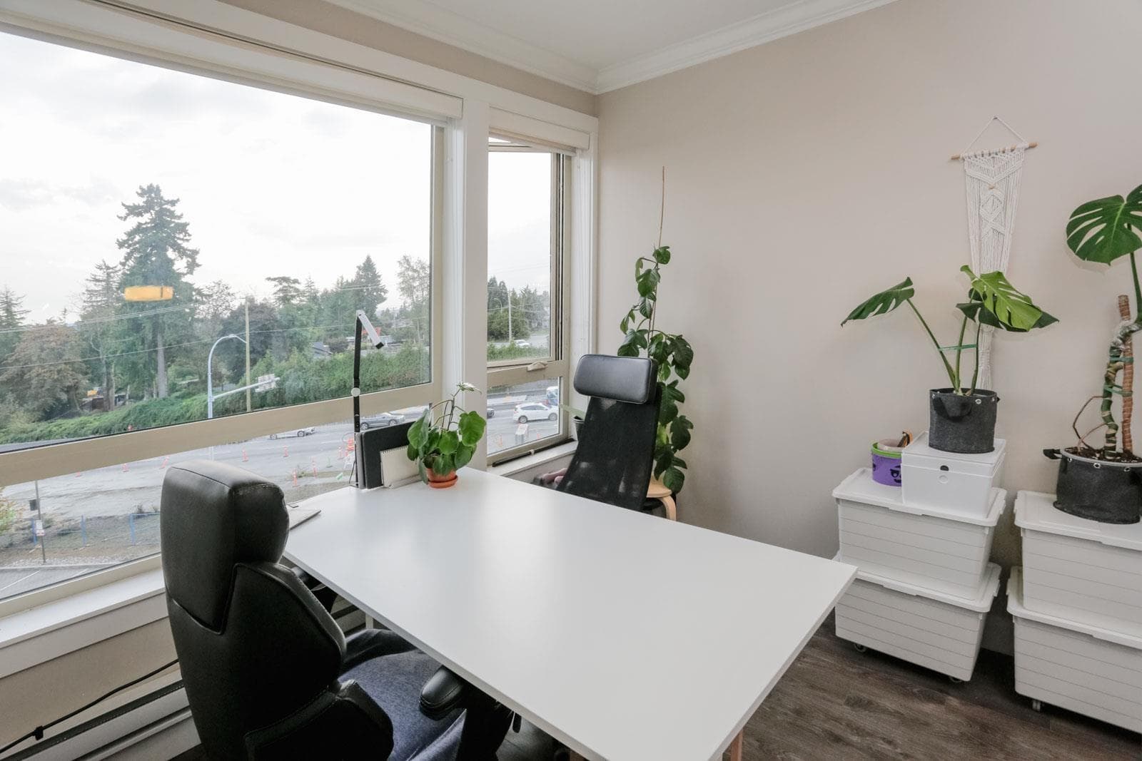 415 19228 64 AVENUE photo 3