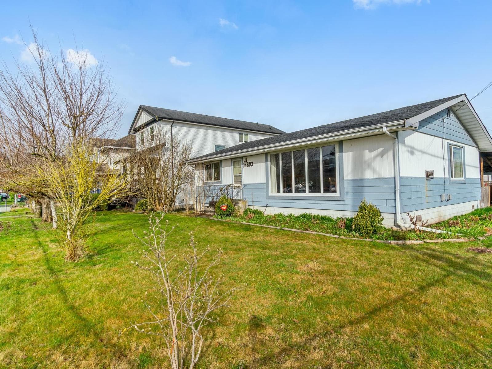34693 2ND AVENUE photo 2