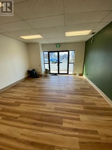 120 PARKDALE AVENUE N photo 4