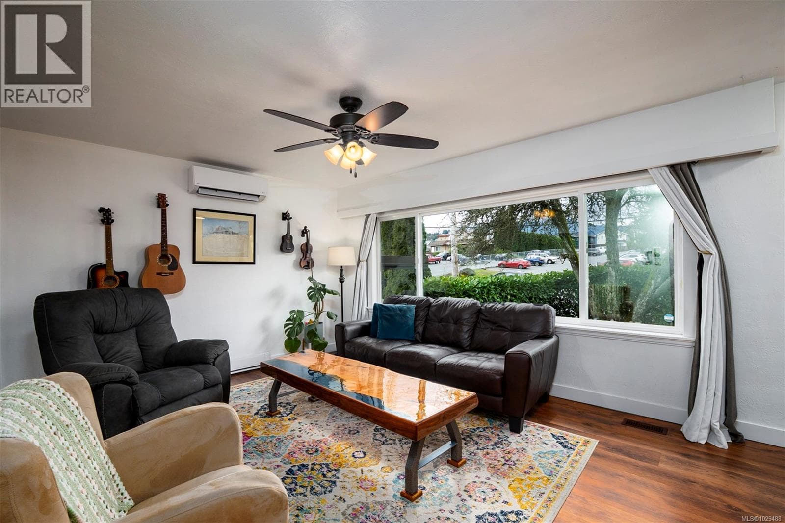 150 Wakesiah Ave photo 2