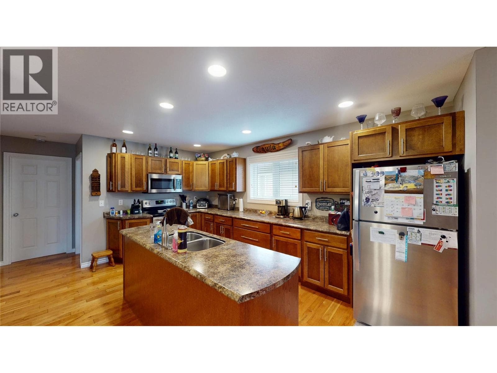 1861 Kelowna Crescent N Unit# A photo 3