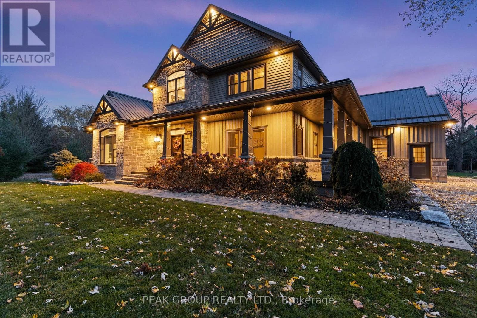 662 FOSS ROAD photo 4