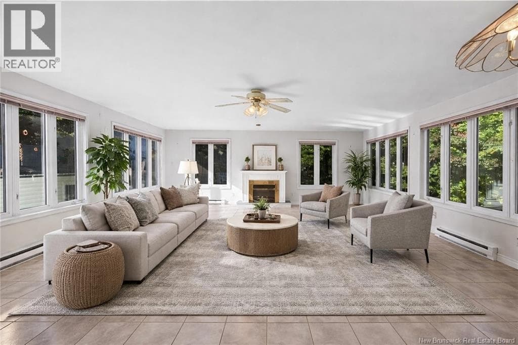 18 Carney Avenue photo 5