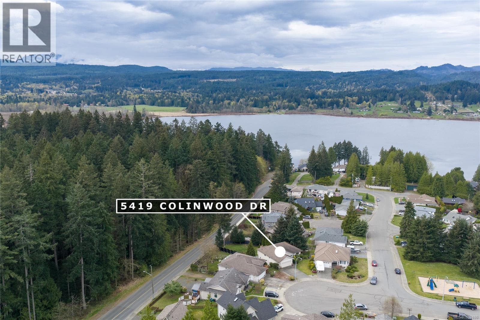 5419 Colinwood Dr photo 2