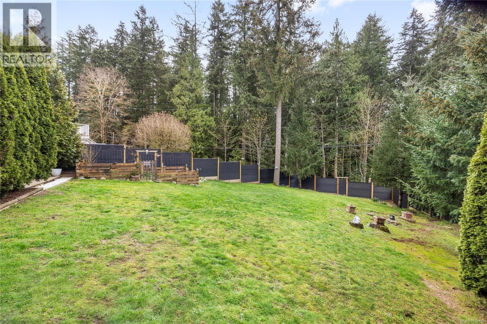 5419 Colinwood Dr photo 3