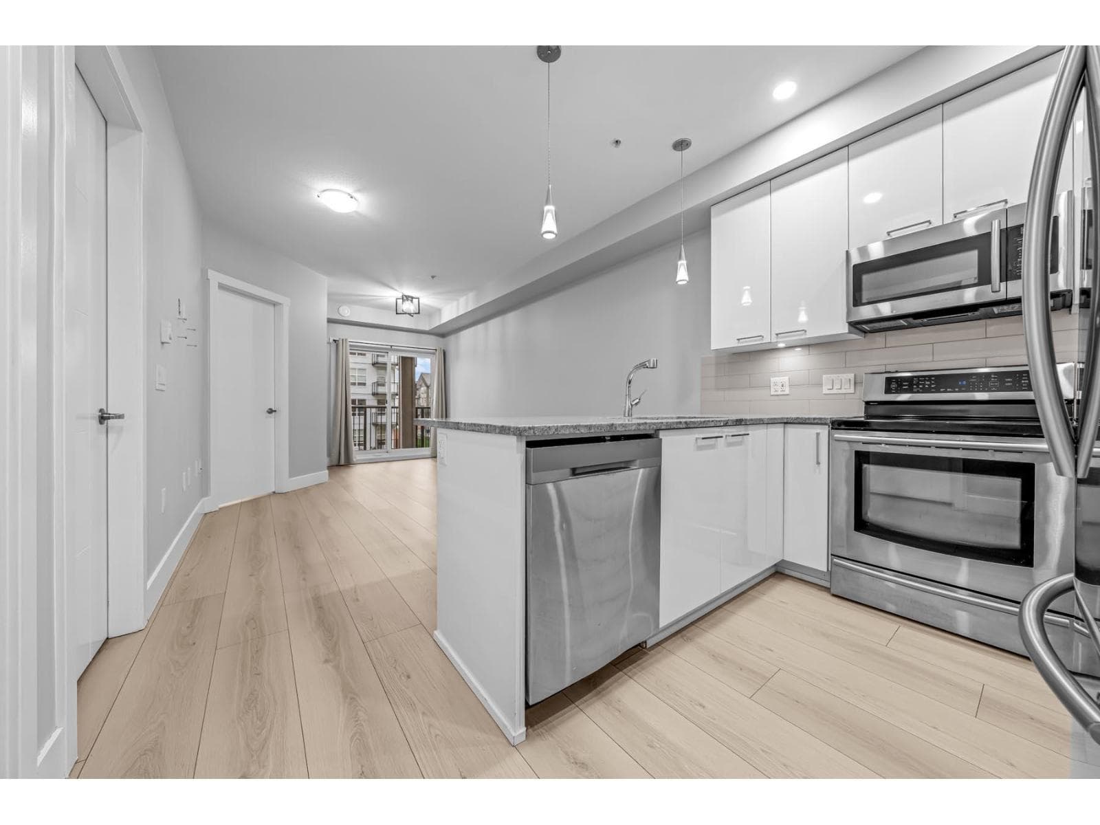2 bed 2 bath single family at 208 20175 53 AVENUE — $489,900