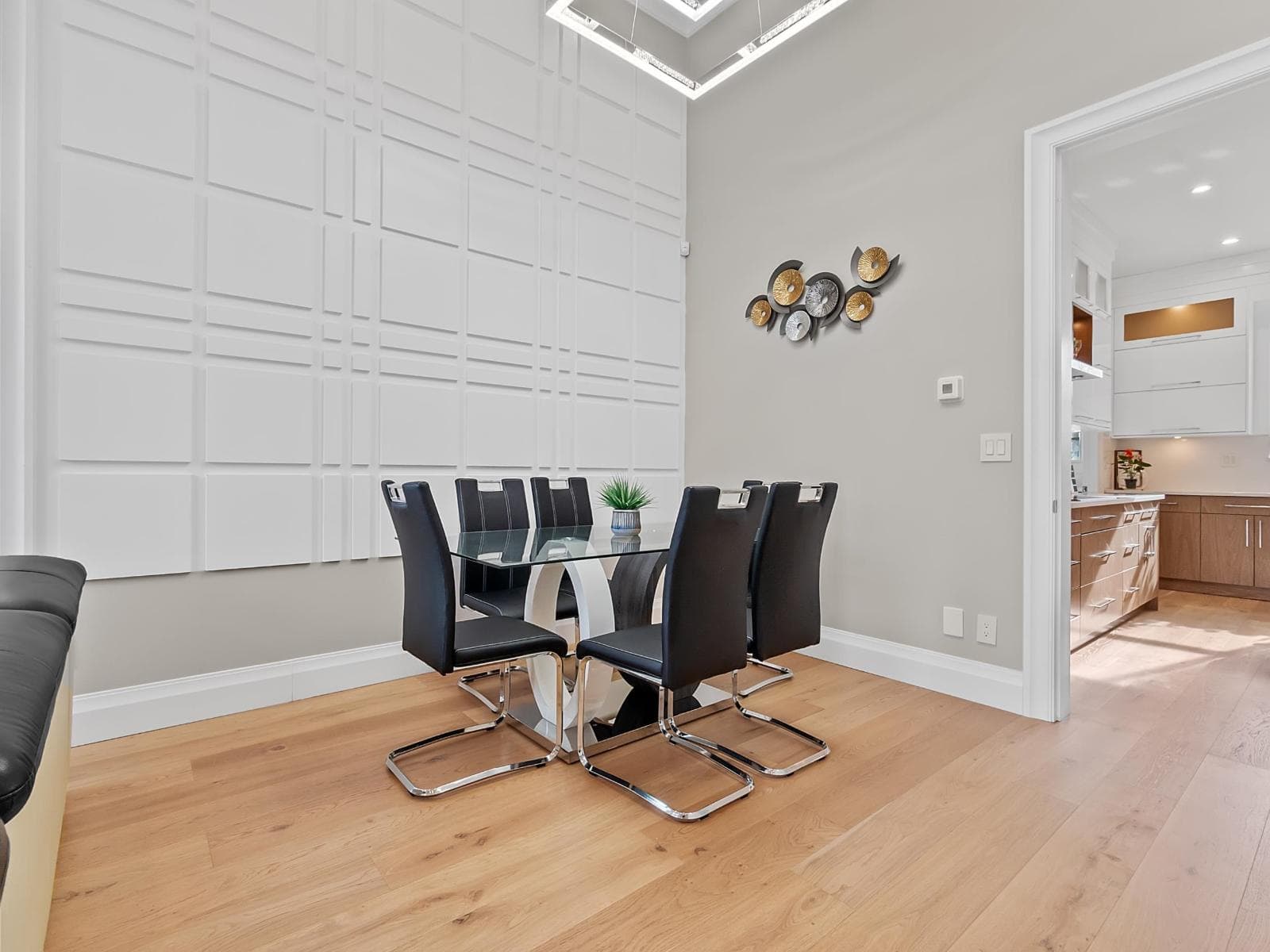 11586 84B AVENUE photo 4